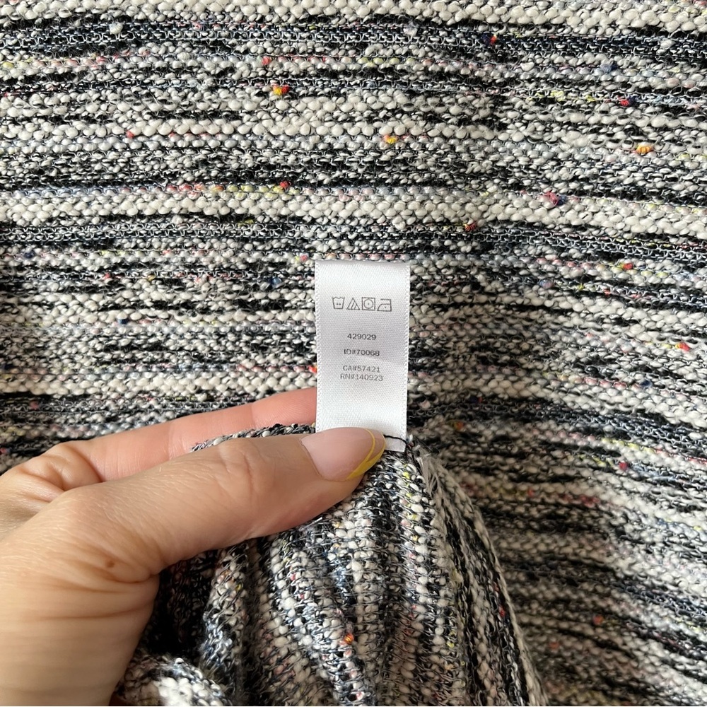 LOFT Petite Boucle Tweed Shift Dress Black White Pocket Mini SP - Picture 10 of 11